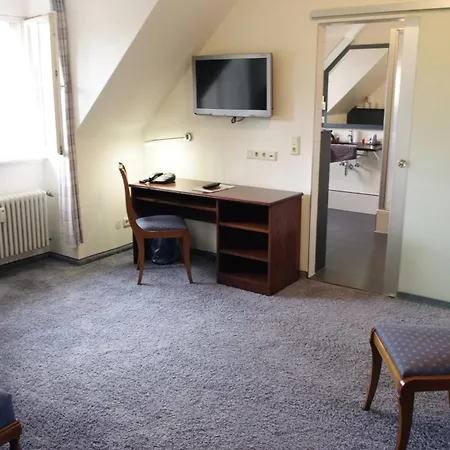 Hotel & Backmulde