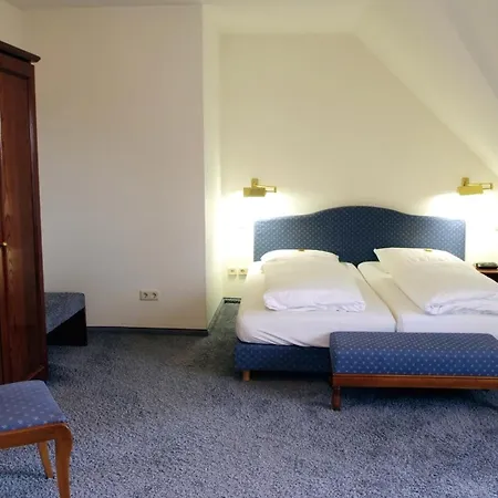 Hotel & Backmulde