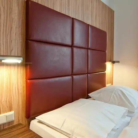 Hotel & Backmulde 3*