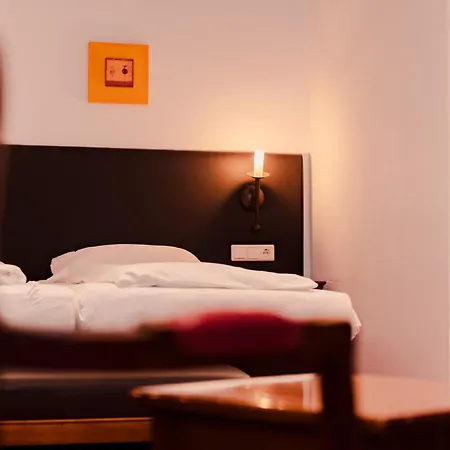 Hotel & Backmulde 3*