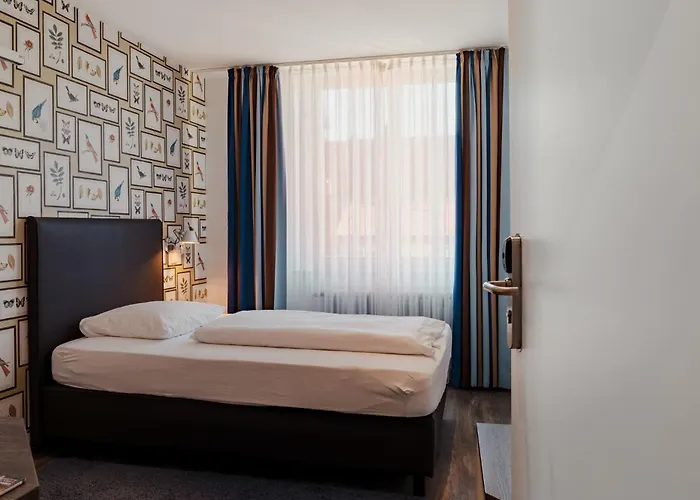 & Backmulde 3* היידלברג